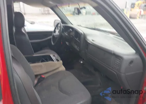 2003 Chevrolet Silverado 1500 Work Truck from USA, damaged, VIN 2GCEC19X031117797